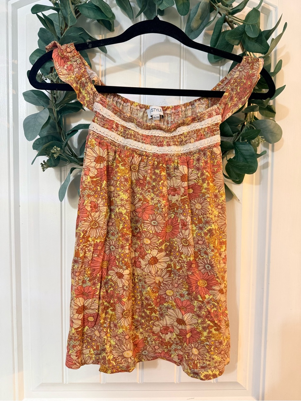 💫4/$25 • MyStyle Floral Smocked Top in Rust Yellow